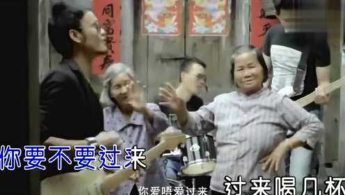 張?zhí)J葦最新客家話視頻，親情與友情的溫馨日常